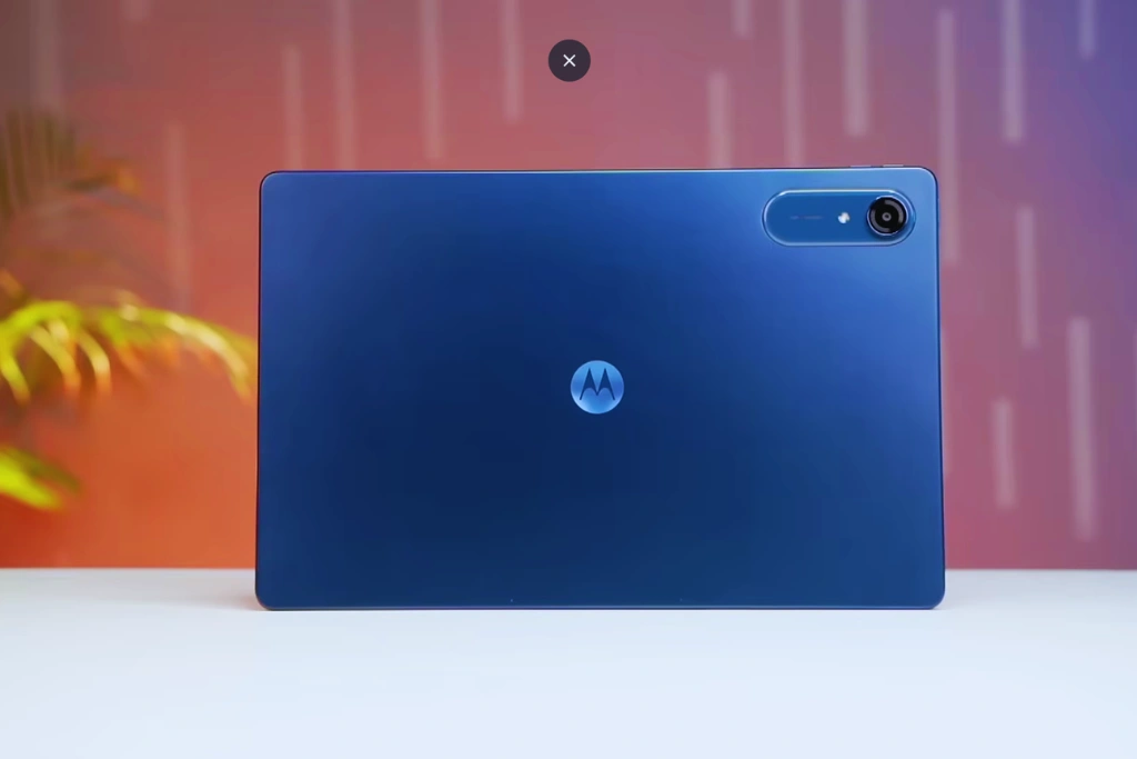 Moto Pad 70 Pro Design